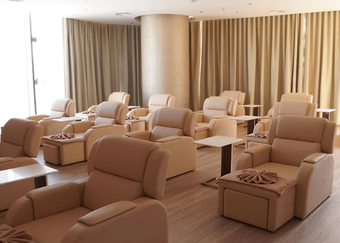 A La Carte Bay Managed By Anstay * Hạ Long